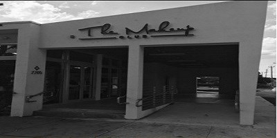 banana powder makeup: Useful Hacks For Everyone Who Wears Fake Eyelashes